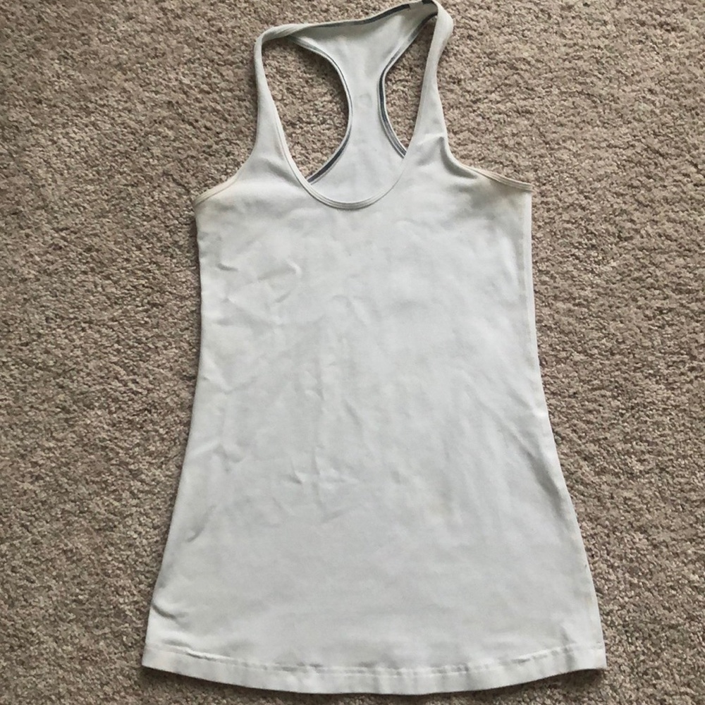 Lululemon tank